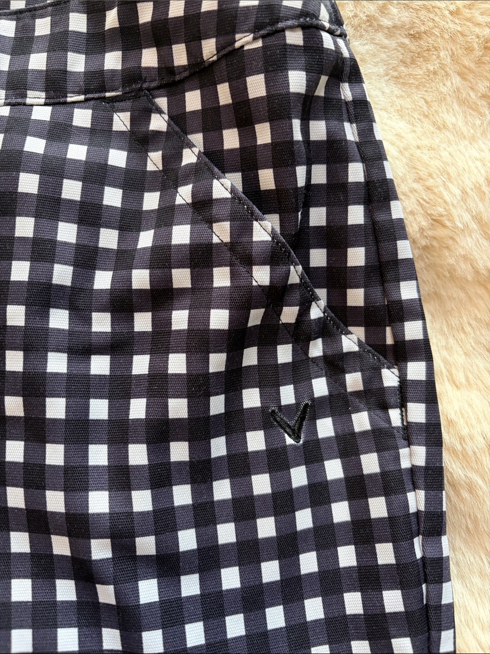 Callaway women’s black and white check golf shorts 7 inch inseam size 4 - Picture 3 of 8